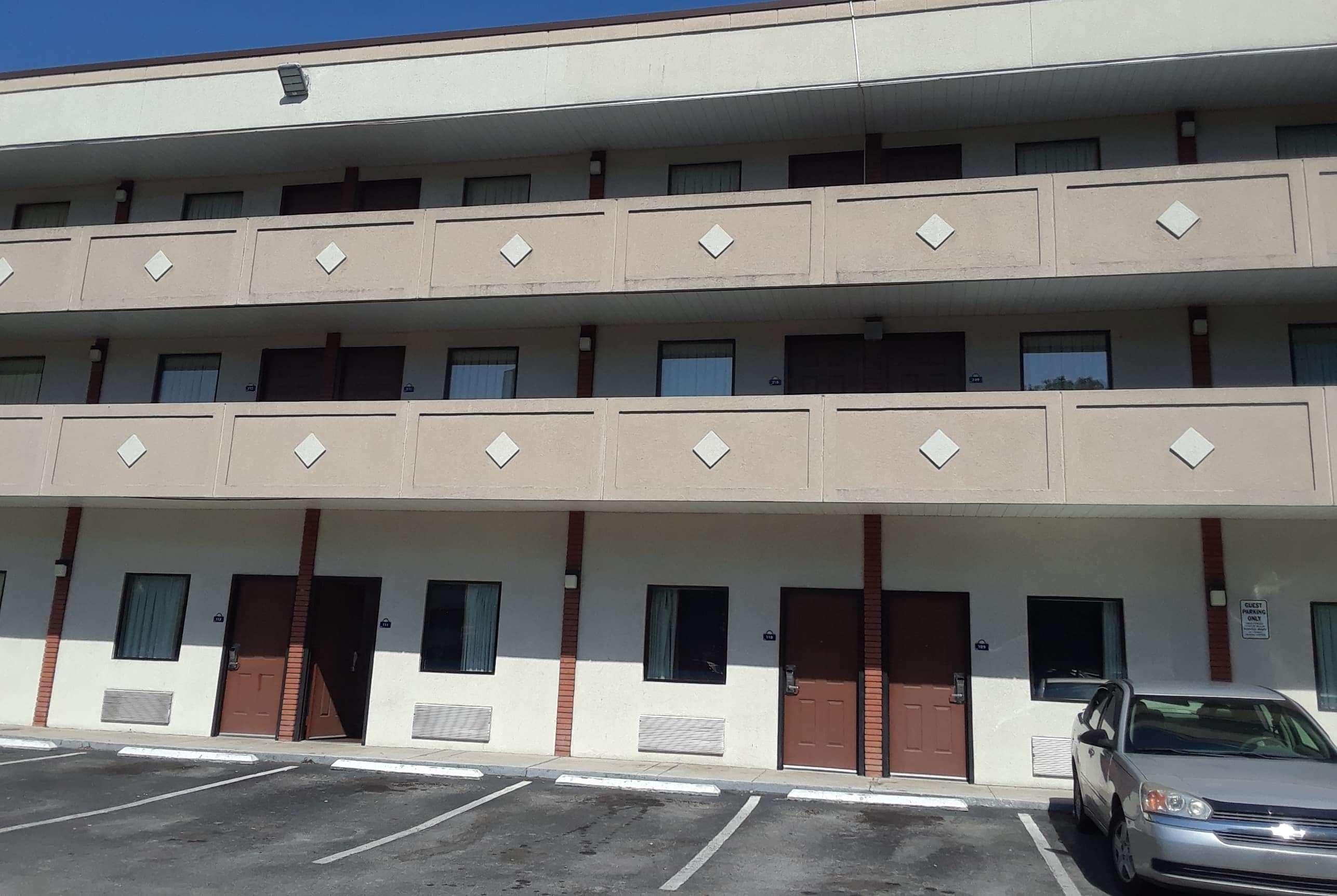 Hotel Bo, A Days Inn By Wyndham Chattanooga Downtown Екстер'єр фото