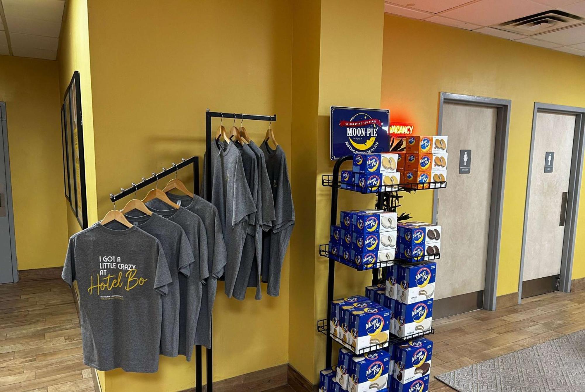 Hotel Bo, A Days Inn By Wyndham Chattanooga Downtown Екстер'єр фото