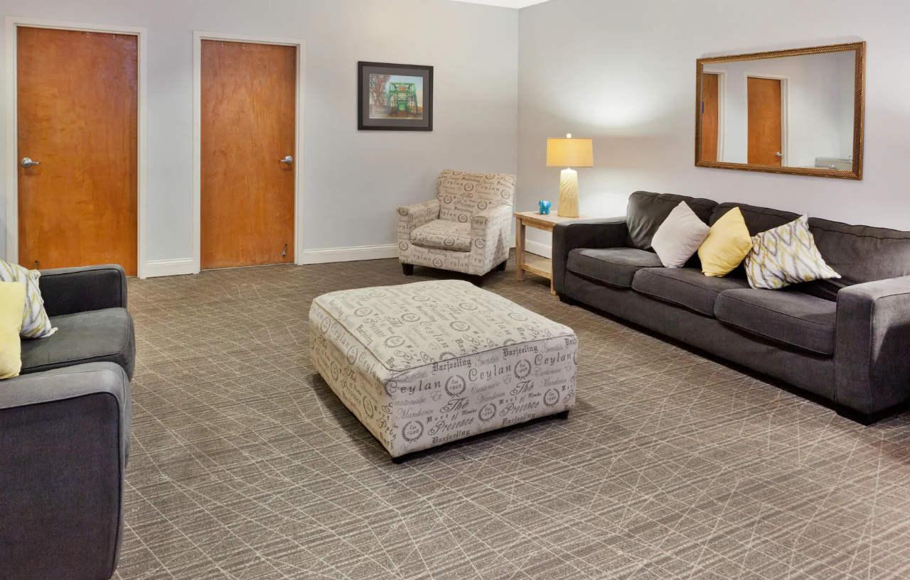 Hotel Bo, A Days Inn By Wyndham Chattanooga Downtown Екстер'єр фото